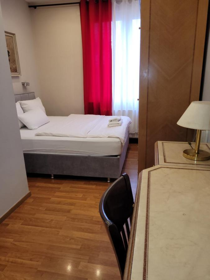 Double Room,1498581400:JPEG